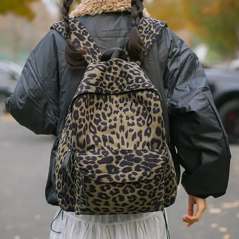 Modischer Rucksack für Damen mit Leopardenmuster – Stilvolle Tasche mit großem Fassungsvermögen für Reisen, Schule und den täglichen Gebrauch