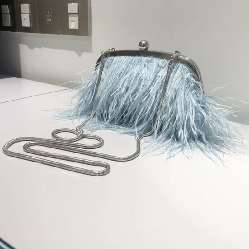 Luxuriöse Abendtasche mit Federn für Damen – Umhängetasche mit Perlenkette und Schlangendesign für Partys und Veranstaltungen