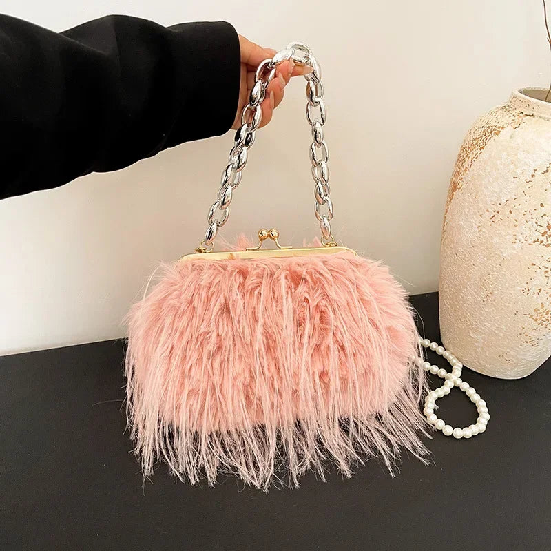 Damenhandtasche aus Plüschfedern – Umhängetasche aus imitierten Truthahnfedern mit Perlenkette, vielseitig für Partys und den Alltag