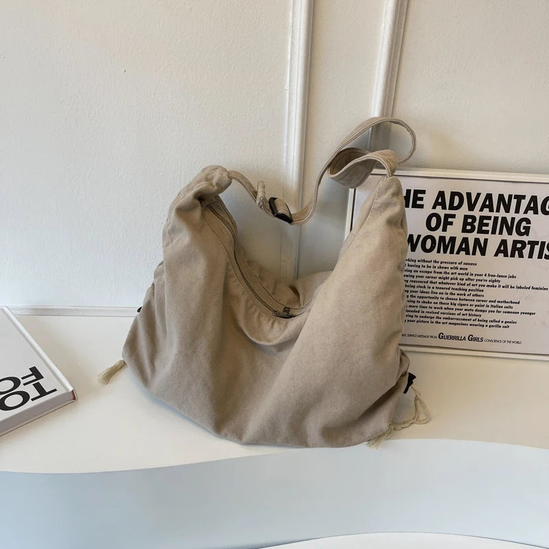 Große Umhängetasche aus Canvas für Damen – Lässige Tragetasche für den Alltag zum Reisen und Einkaufen