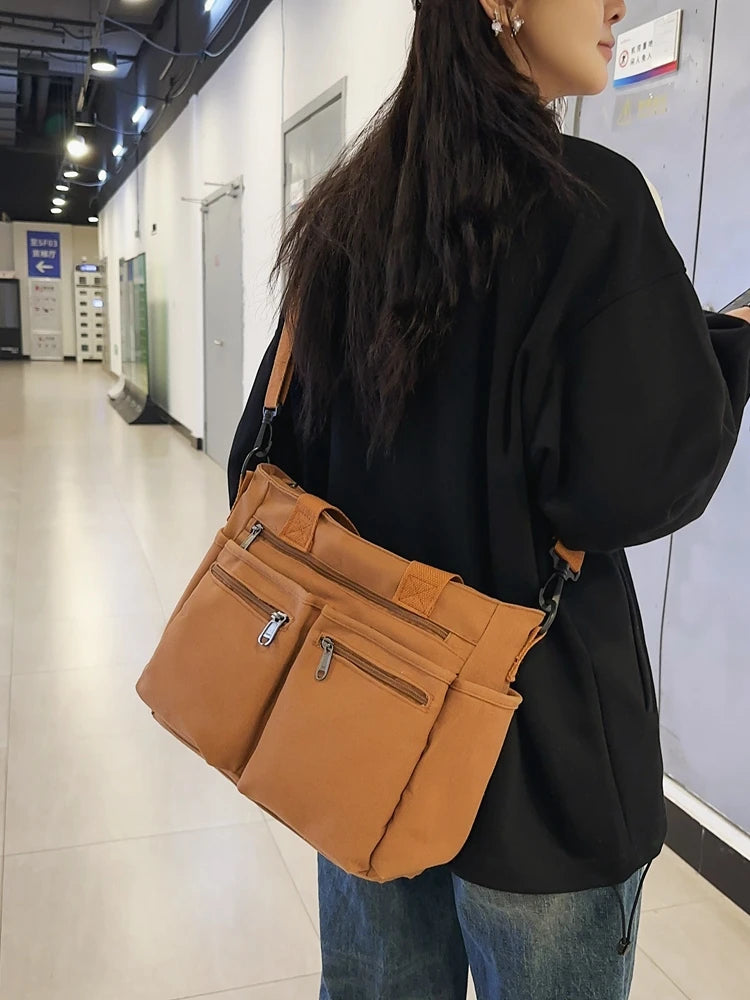 Lehrertasche aus Segeltuch für Damen – Große Schultertasche mit Reißverschluss und Innenfächern, lässiges Farbblock-Design