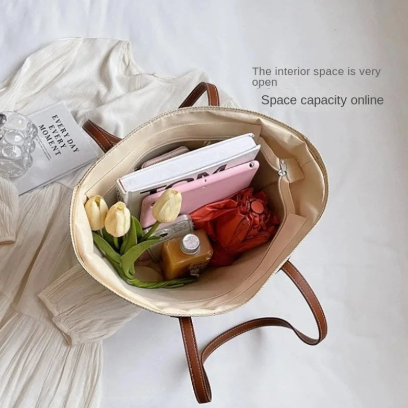 Women's Summer Large Capacity Straw Shoulder Bag Beach Vacation Lightweight