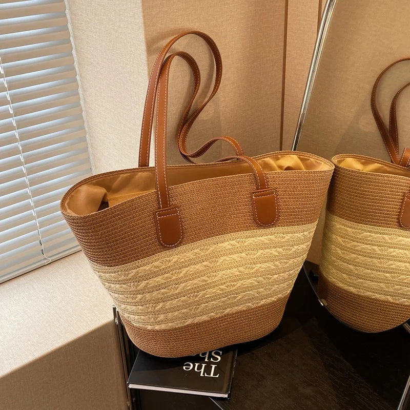 Women's Summer Large Capacity Straw Shoulder Bag Beach Vacation Lightweight