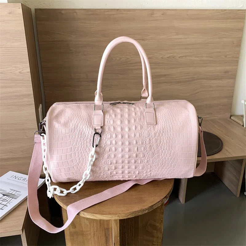 Luxury Leather Overnight Bag Ladies – Large Capacity Travel Tote, Crocodile Shoulder Crossbody Handbag with Thick Chain, Fashion Vacation Bag