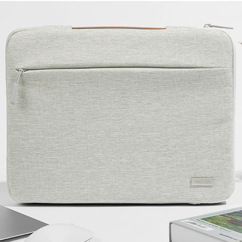 Stoßfeste Laptophülle mit mehreren Taschen und Griff – Passend für MacBook Air 13,6'', MacBook Pro 14'' und 16,2'' M3