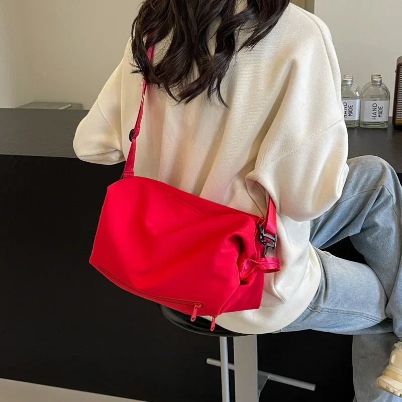 Unisex Sporttasche – Vielseitige Sport-, Yoga- und Reisetasche mit Schultergurt und Schuhfach