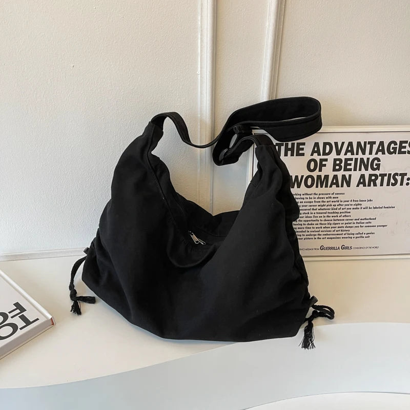 Große Umhängetasche aus Canvas für Damen – Lässige Tragetasche für den Alltag zum Reisen und Einkaufen