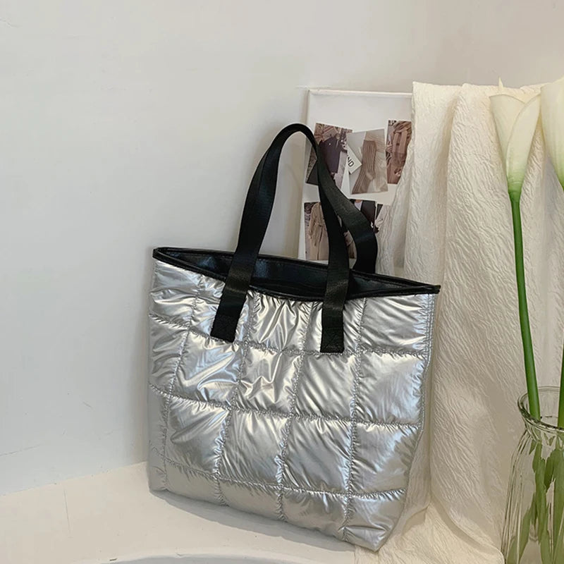 Gesteppte Tragetasche aus Baumwolle – Gepolsterte Handtasche mit großem Fassungsvermögen für Damen, perfekt für Reisen und den täglichen Gebrauch