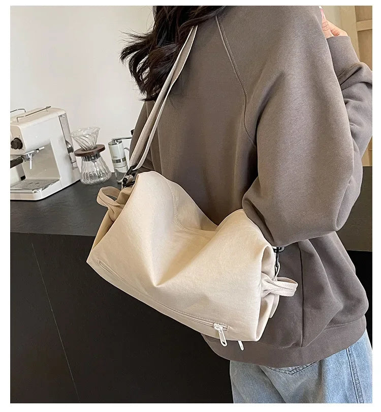 Unisex Sporttasche – Vielseitige Sport-, Yoga- und Reisetasche mit Schultergurt und Schuhfach