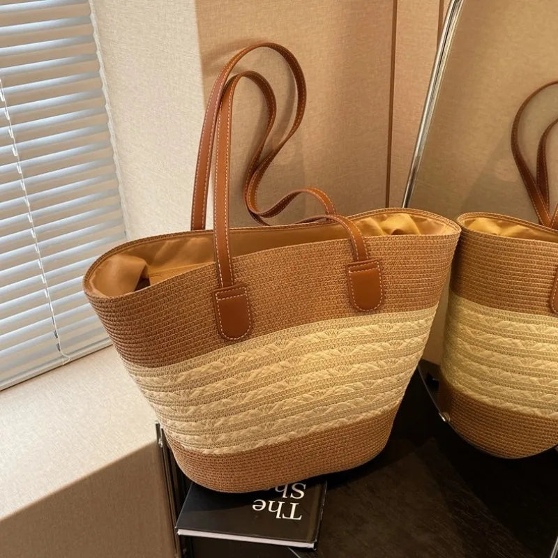 Women's Summer Large Capacity Straw Shoulder Bag Beach Vacation Lightweight