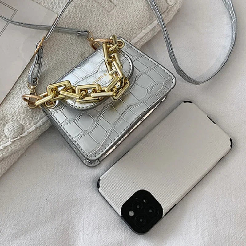 Mini-Umhängetasche aus PU-Leder für Damen – Stilvolle Gold-/Silber-Hardware, kompakte Modehandtasche