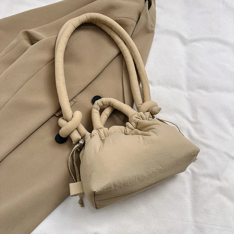 Lässige Puffer-Tragetasche für Damen – Weiche, gepolsterte Schulter- und Umhängetasche aus Nylon im Vintage-Stil mit großem Fassungsvermögen