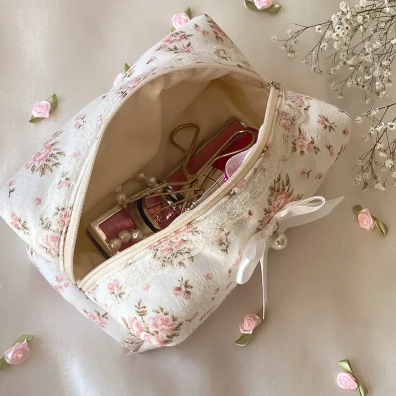 Cute Floral Pearl Girls’ Makeup Bag – Ballet-Inspired Wash Bag with 3D Flower Design for Teens