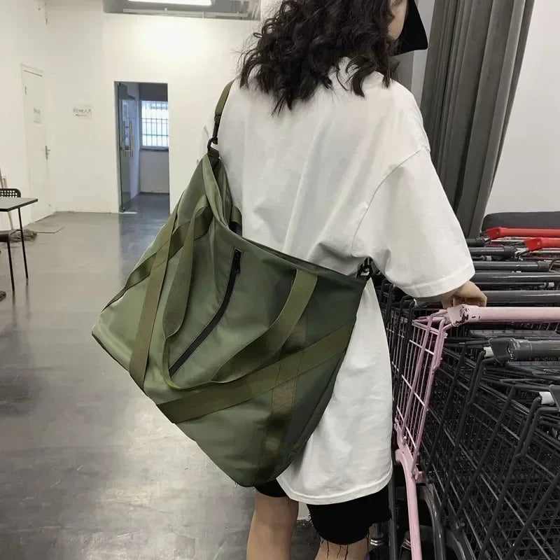 Large-Capacity Nylon Tote Bag – Retro Shoulder Bag for Women or Men, Travel & Everyday Use