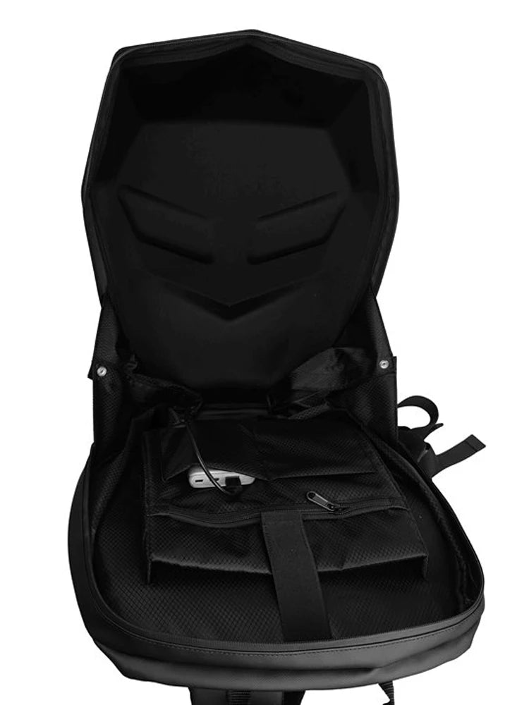 LED Knight Motorradhelm-Rucksack – Bluetooth-wasserdichte Hartschalen-Fahrradtasche mit Augendesign, passend für Laptop, stilvoll und langlebig