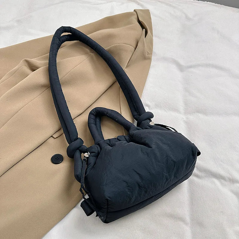 Lässige Puffer-Tragetasche für Damen – Weiche, gepolsterte Schulter- und Umhängetasche aus Nylon im Vintage-Stil mit großem Fassungsvermögen