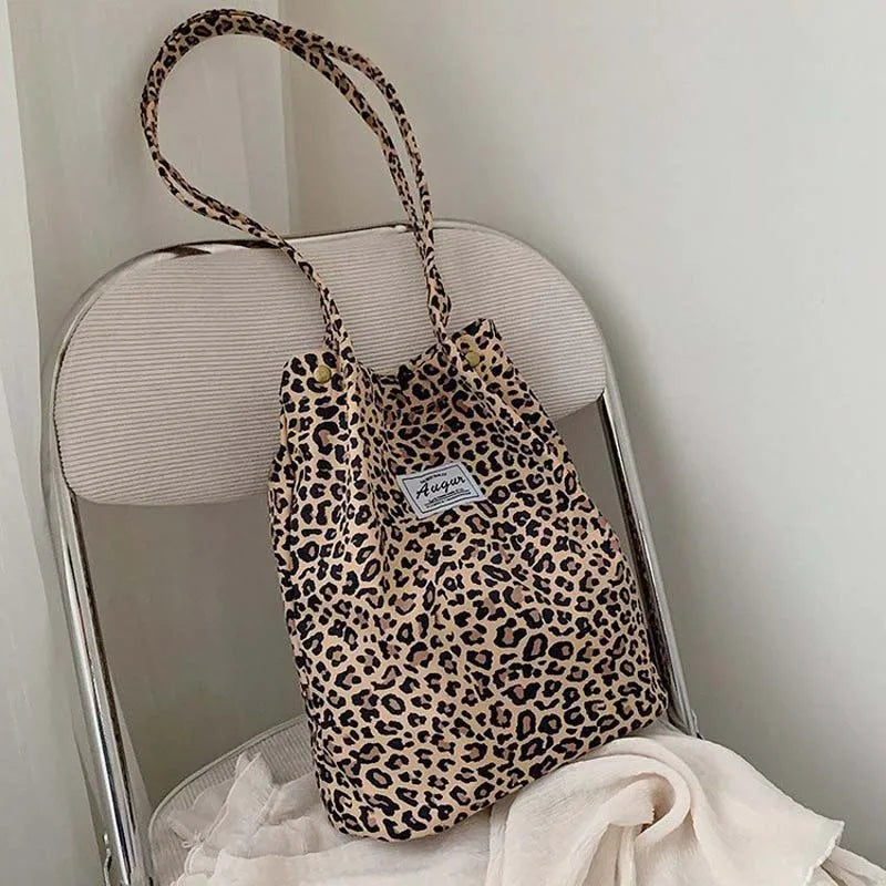 Leopard Print Canvas Tote – Stylish Casual Shoulder Bag for Women